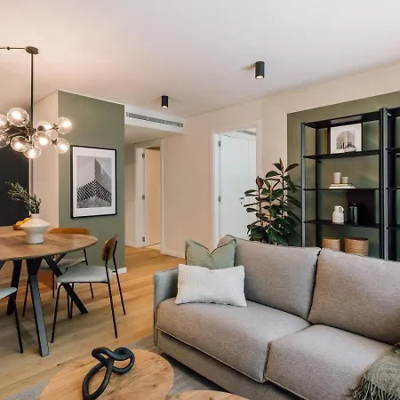 Farol - 1 Bedroom With Pool In Areeiro Apartmán Lisboa